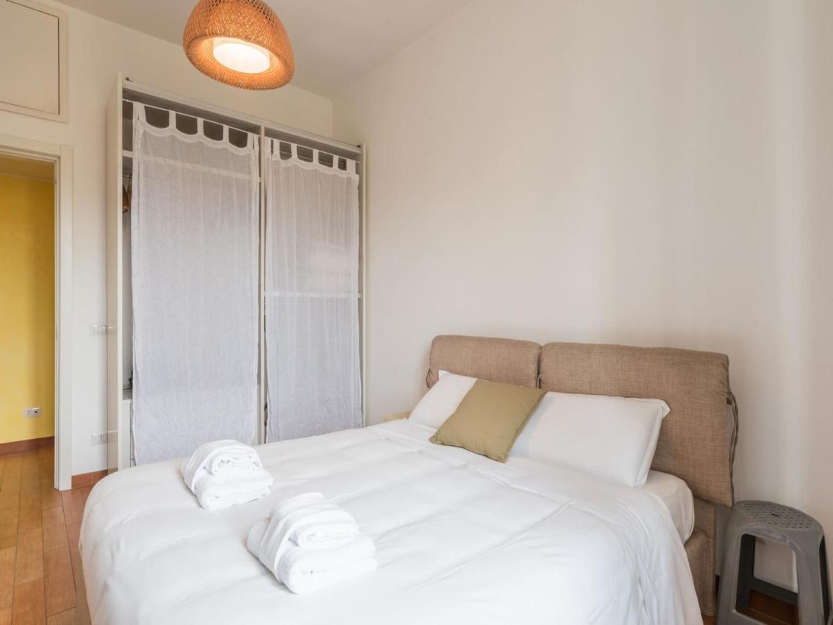 The Best Rent - Colourful Two-Bedroom Apartment Near Termini Station Rome Bagian luar foto